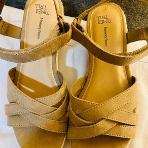 Time and True Memory Foam dress shoes brown in color and size 8 W.